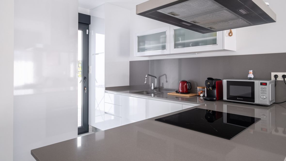 For sale - 3 Bedroom 3 Bathroom villa in Torrevieja -  - Alicante