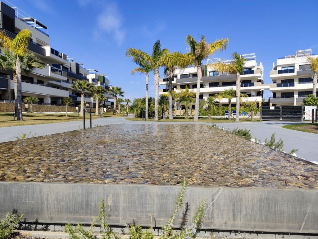 For sale - 2 Bedroom 2 Bathroom Apartment in Playa Flamenca -  - Alicante