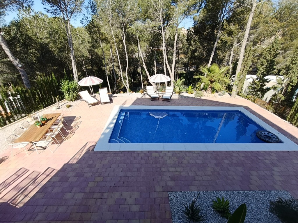 For sale - 5 Bedroom 4 Bathroom Villa in Pinar de Campoverde -  - Alicante
