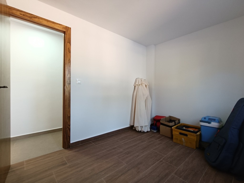 For sale - 5 Bedroom 4 Bathroom Villa in Pinar de Campoverde -  - Alicante