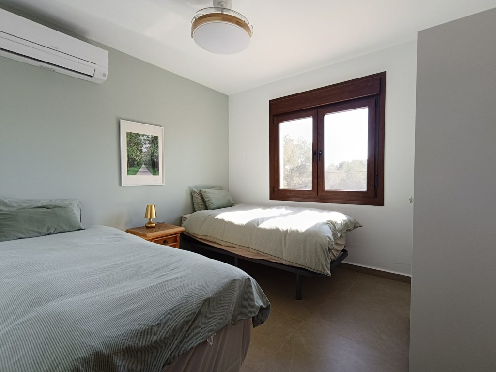 For sale - 5 Bedroom 4 Bathroom Villa in Pinar de Campoverde -  - Alicante