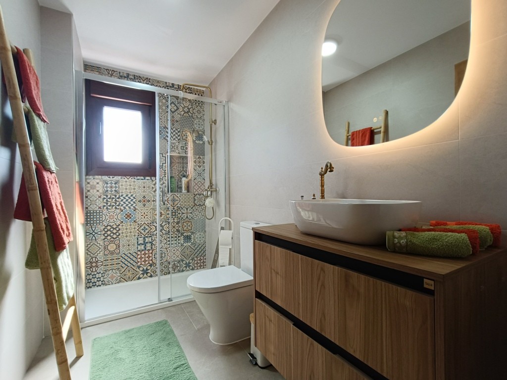 For sale - 5 Bedroom 4 Bathroom Villa in Pinar de Campoverde -  - Alicante