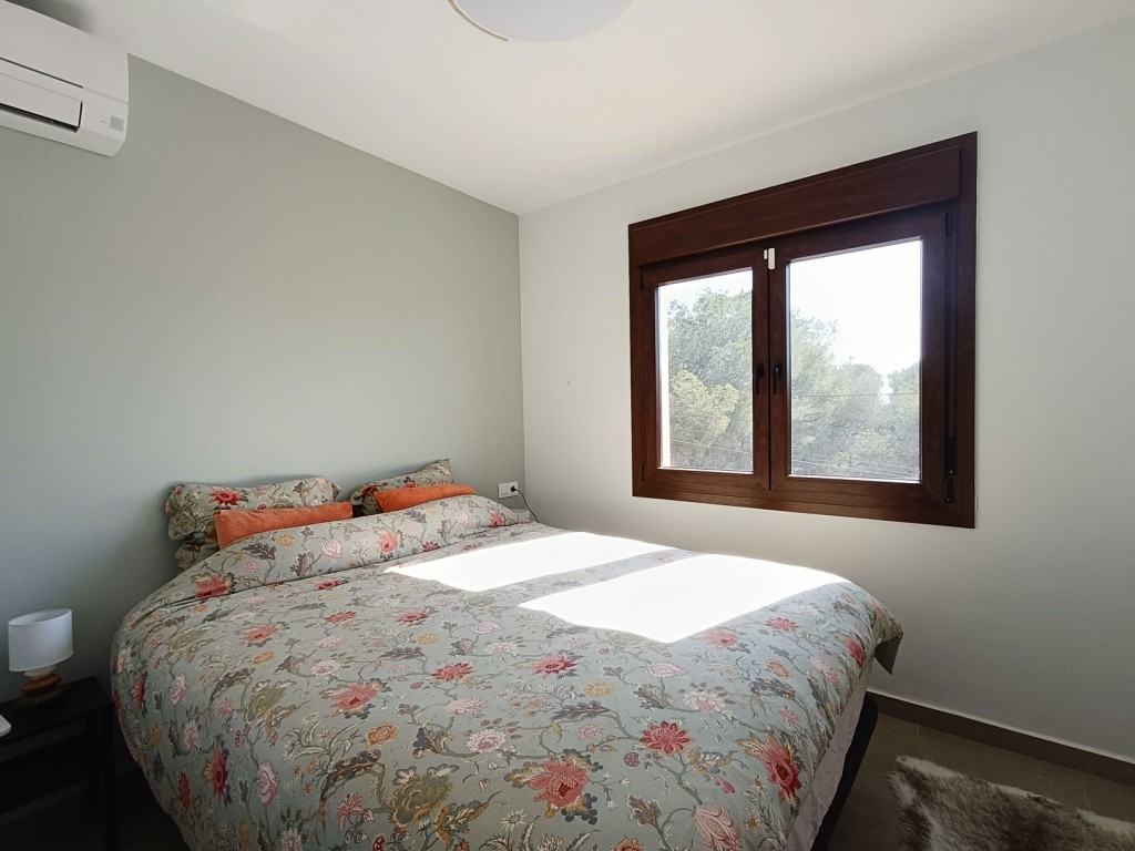 For sale - 5 Bedroom 4 Bathroom Villa in Pinar de Campoverde -  - Alicante