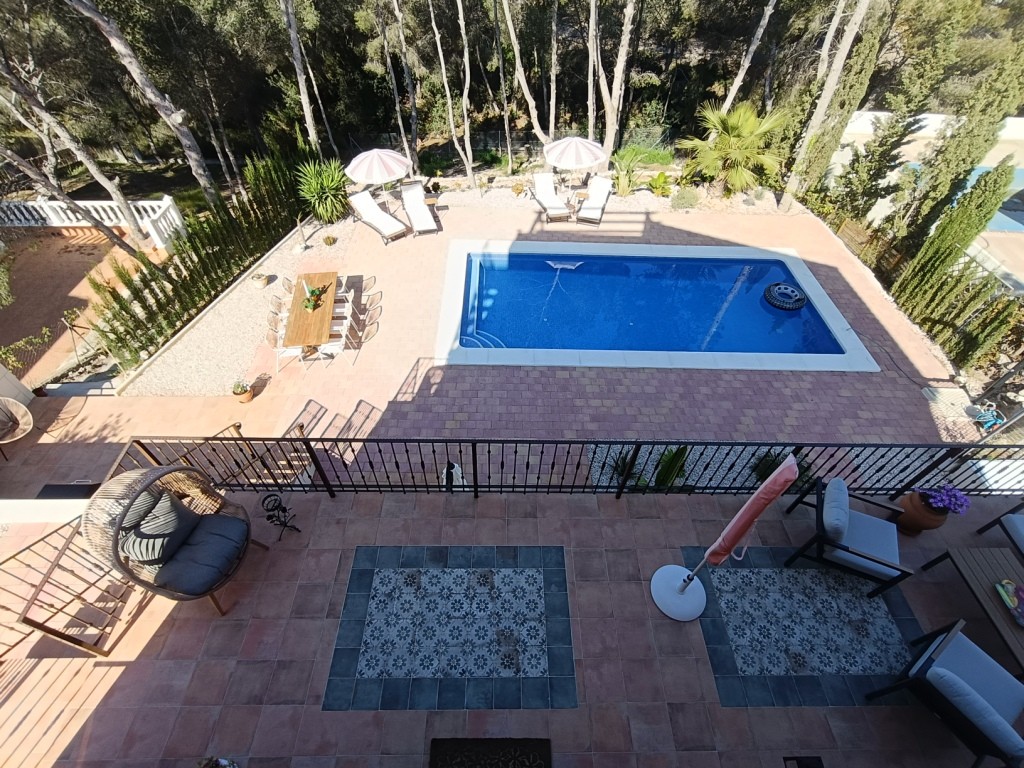 For sale - 5 Bedroom 4 Bathroom Villa in Pinar de Campoverde -  - Alicante