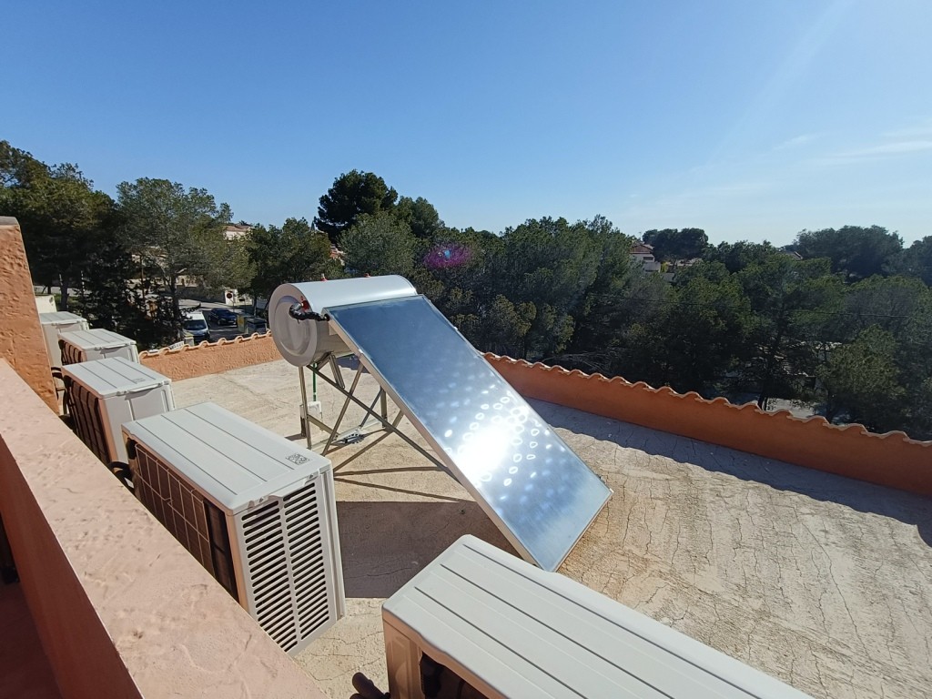 For sale - 5 Bedroom 4 Bathroom Villa in Pinar de Campoverde -  - Alicante