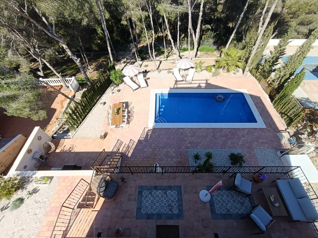 For sale - 5 Bedroom 4 Bathroom Villa in Pinar de Campoverde -  - Alicante