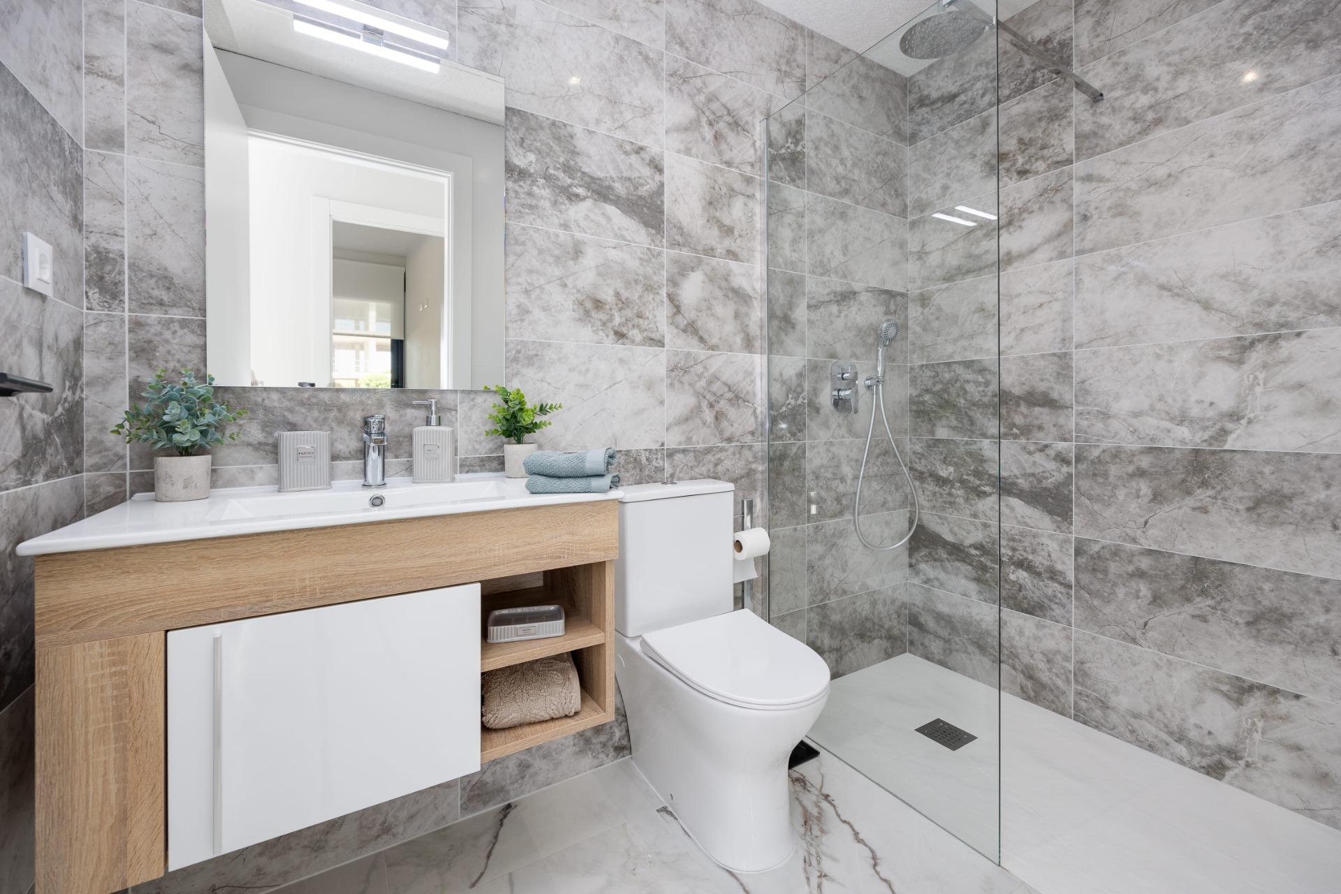 For sale - 2 Bedroom 2 Bathroom Apartment in San Miguel de Salinas - Pueblo  - Alicante