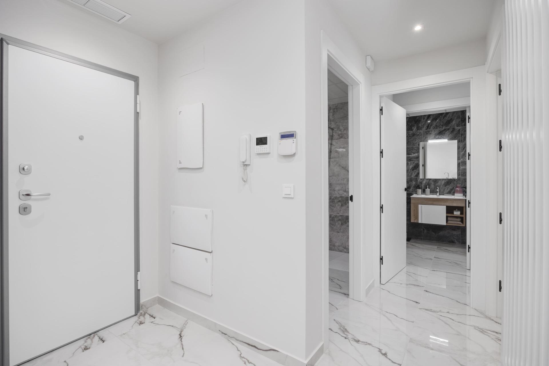 For sale - 2 Bedroom 2 Bathroom Apartment in San Miguel de Salinas - Pueblo  - Alicante