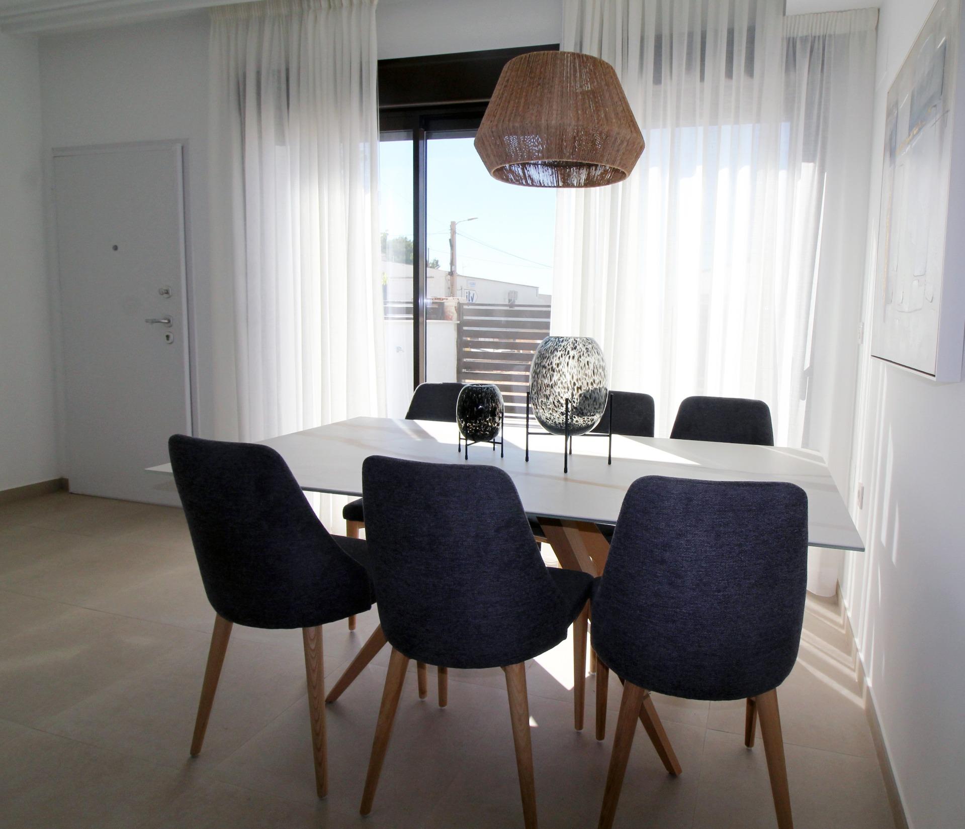 For sale - 4 Bedroom 2 Bathroom Villa in Pilar de La Horadada - parque Andromeda  - Alicante