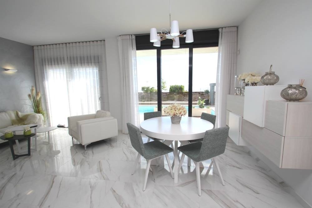 For sale - 3 Bedroom 3 Bathroom Villa in San Miguel de Salinas - Cerro Del Sol  - Alicante