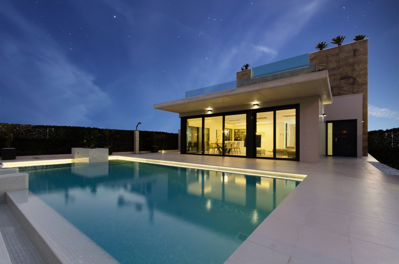 For sale - 4 Bedroom 2 Bathroom Villa in Orihuela Costa - Campoamor  - Alicante