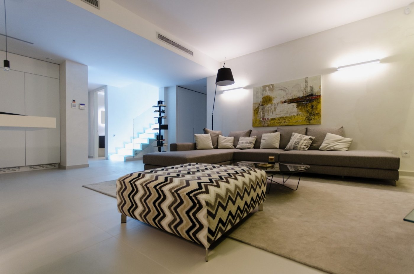 For sale - 4 Bedroom 2 Bathroom Villa in Orihuela Costa - Campoamor  - Alicante