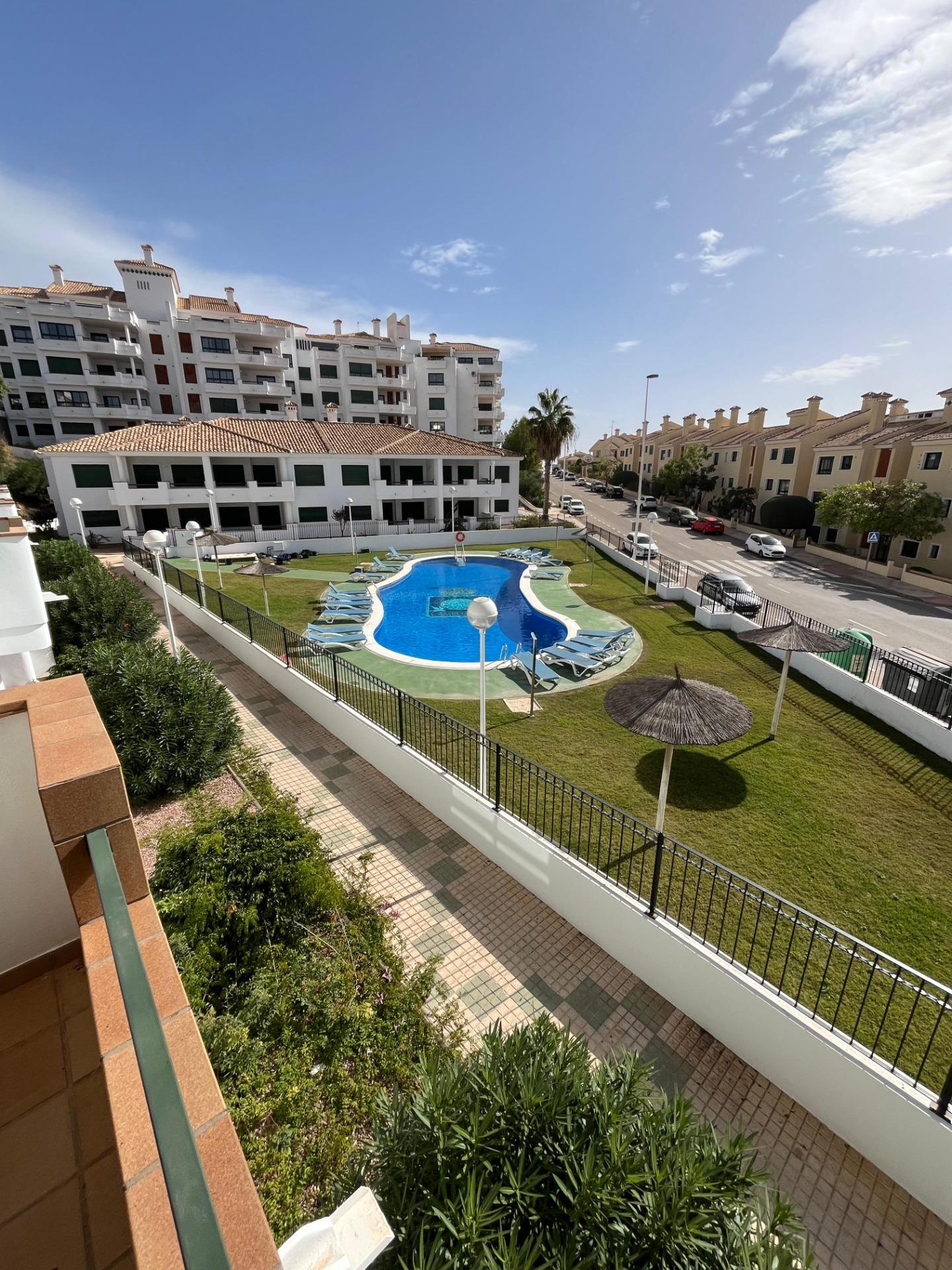 For sale - 2 Bedroom 2 Bathroom Apartment in Orihuela Costa - Lomas de Campoamor  - Alicante