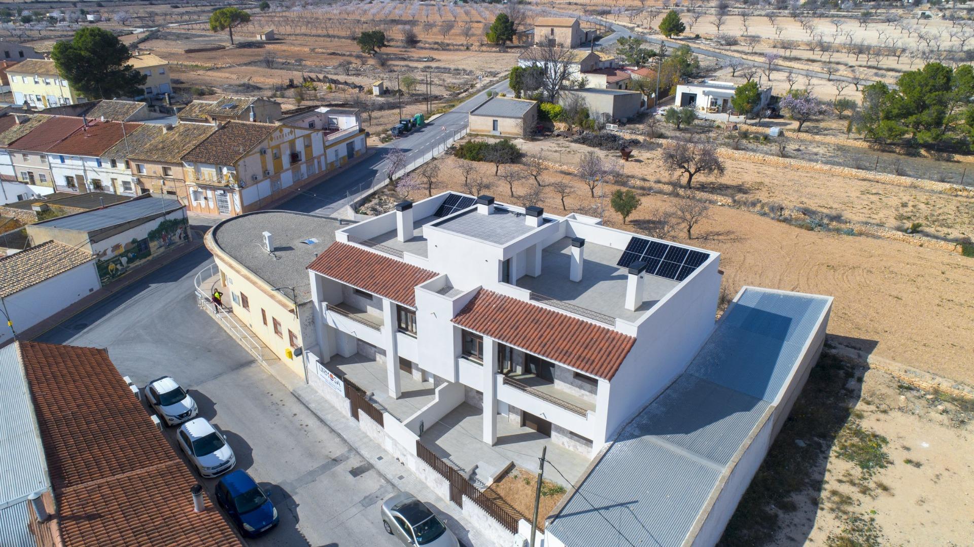 For sale - 3 Bedroom 2 Bathroom Bungalow in Hondón de las Nieves - El Salero  - Alicante