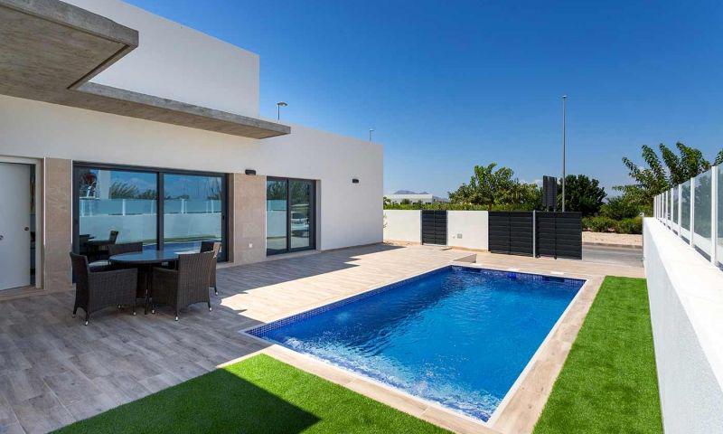 For sale - 3 Bedroom 2 Bathroom Villa in Daya Nueva - Centro  - Alicante