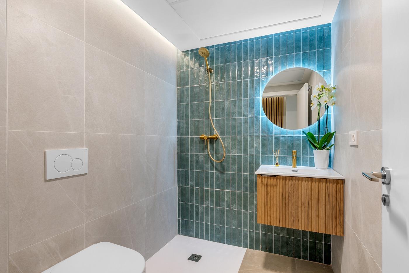 For sale - 3 Bedroom 2 Bathroom Penthouse in Jacarilla - pueblo  - Alicante