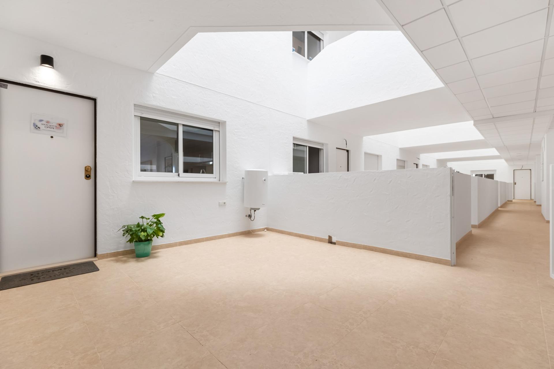 For sale - 2 Bedroom 2 Bathroom Apartment in Orihuela Costa - Lomas de Cabo Roig  - Alicante