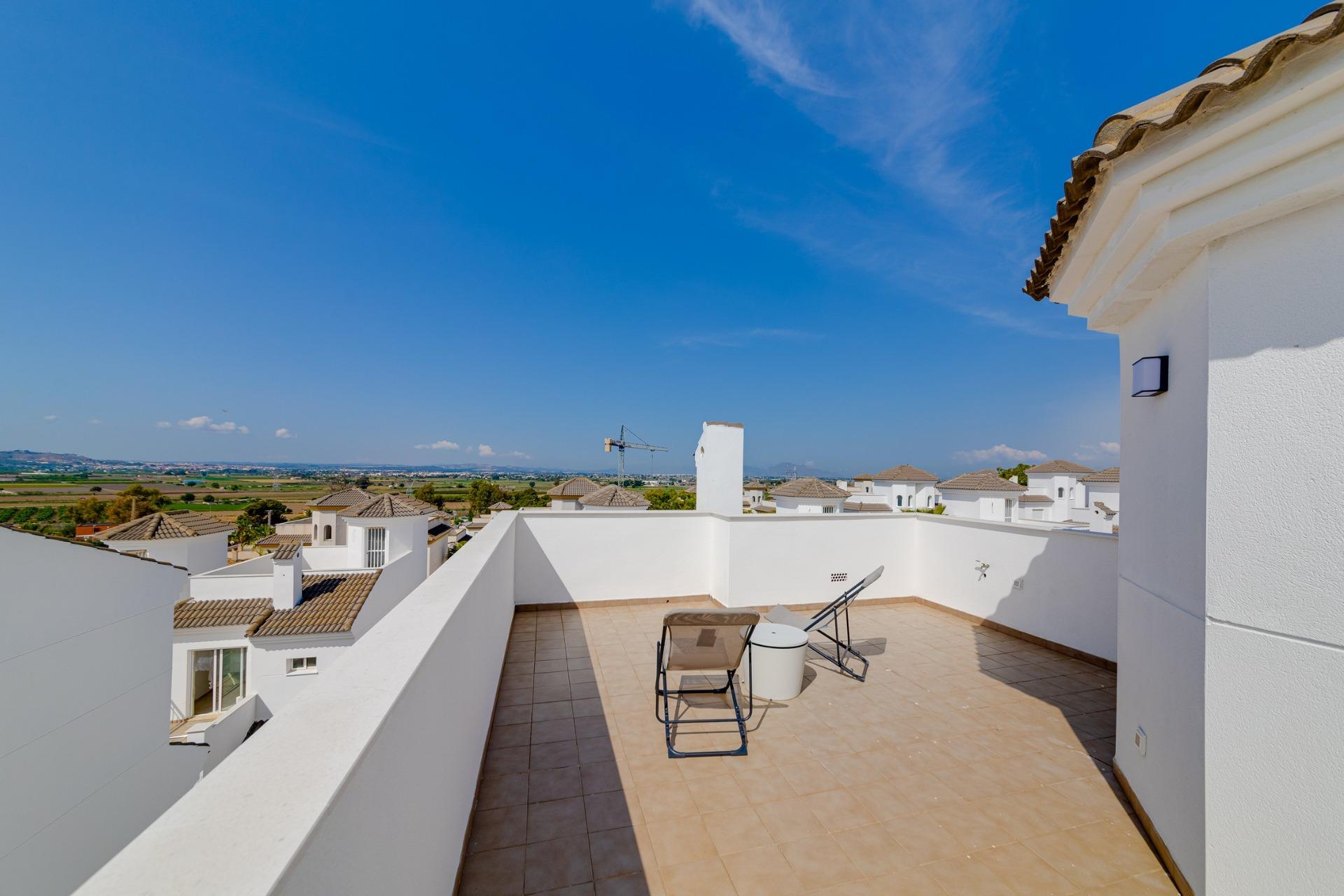 New Build - 3 Bedroom 3 Bathroom Villa in San Fulgencio - El Oasis  - Alicante