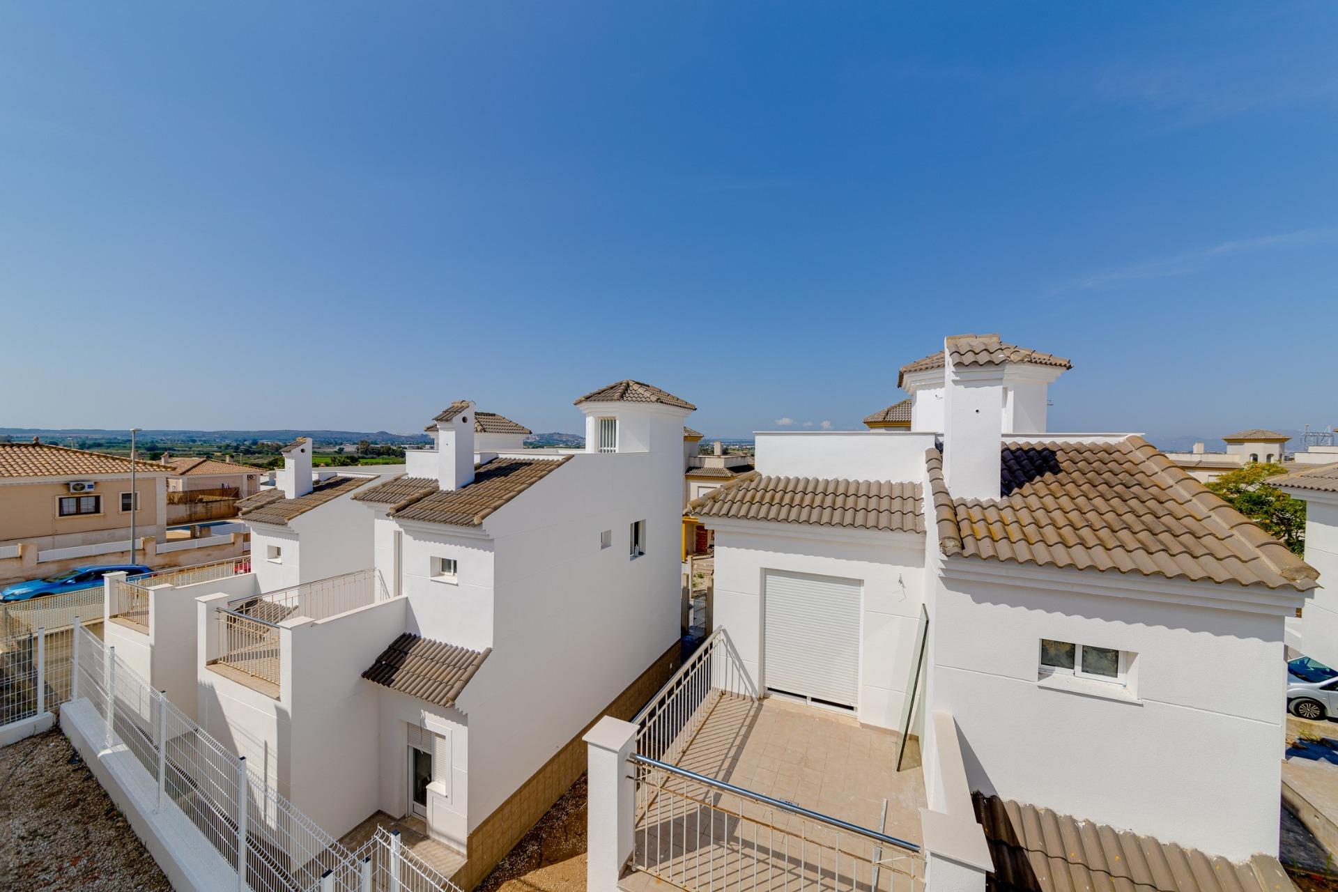 New Build - 3 Bedroom 3 Bathroom Villa in San Fulgencio - El Oasis  - Alicante