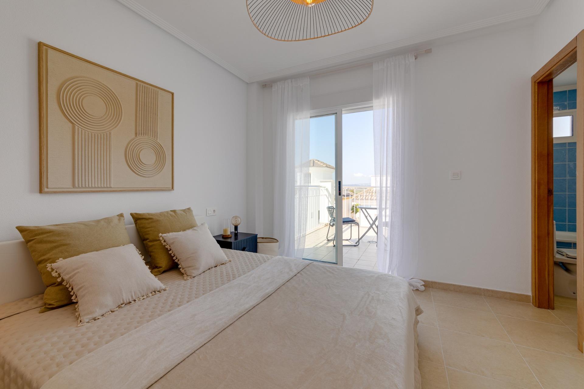 For sale - 2 Bedroom 3 Bathroom Villa in San Fulgencio - El Oasis  - Alicante