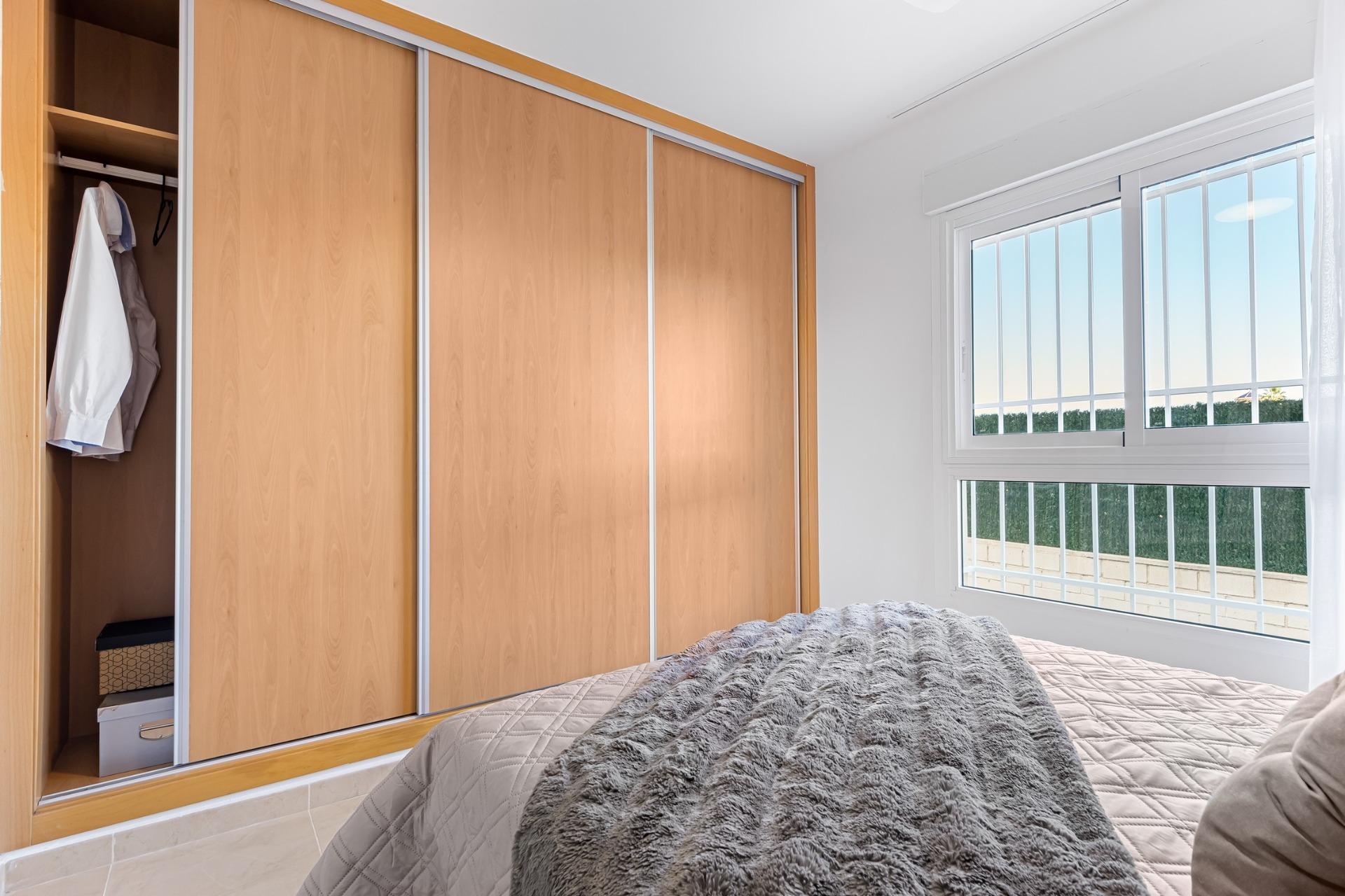 For sale - 2 Bedroom 2 Bathroom Penthouse in Orihuela Costa - Lomas de Cabo Roig  - Alicante