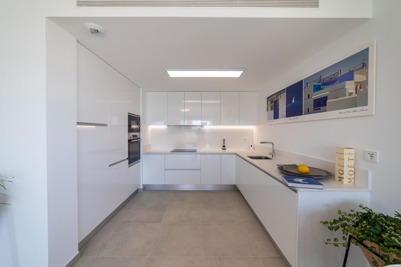 For sale - 3 Bedroom 2 Bathroom Apartment in Santa Pola - Gran Alacant  - Alicante