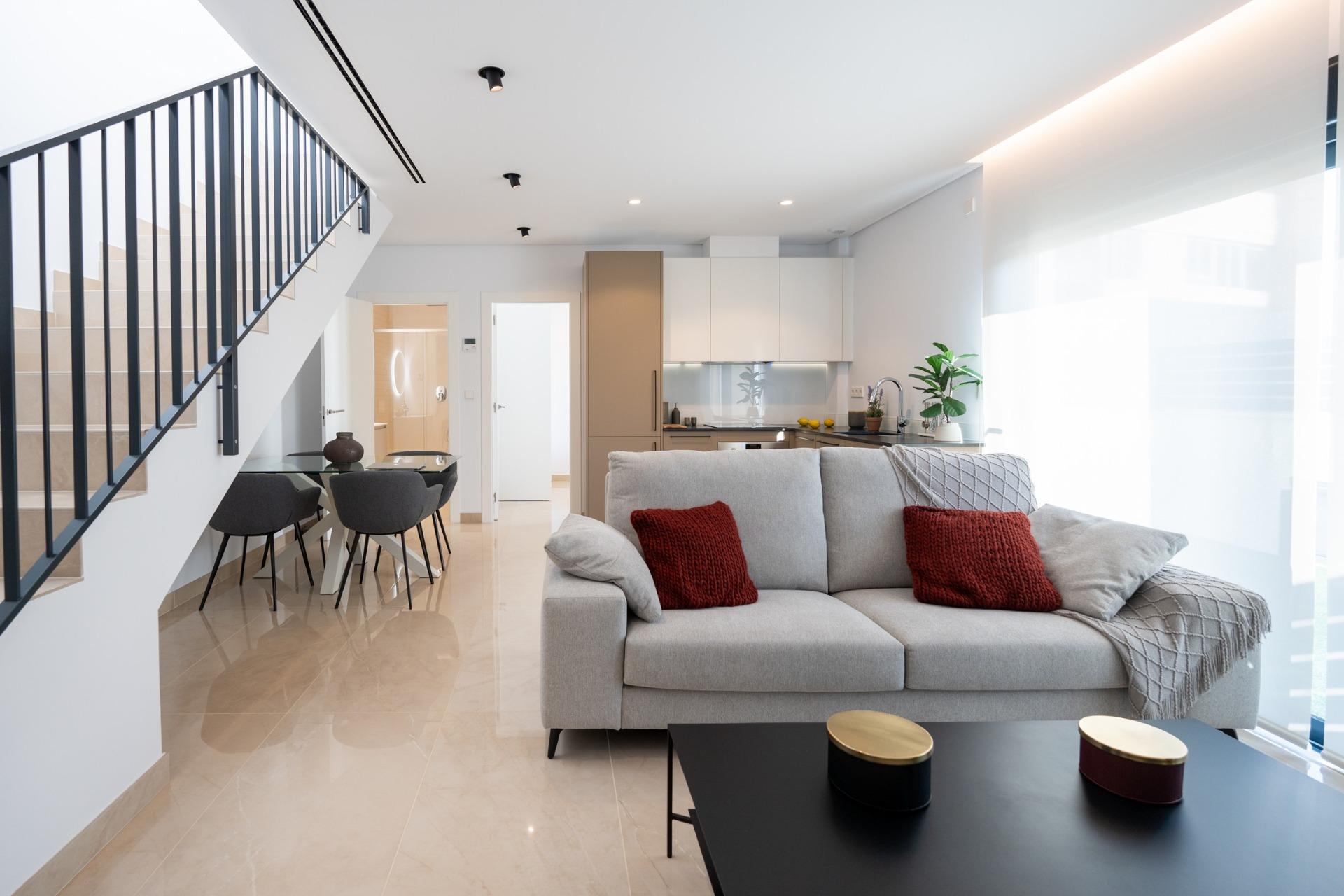 For sale - 3 Bedroom 3 Bathroom Villa in La Marina - El Pinet  - Alicante