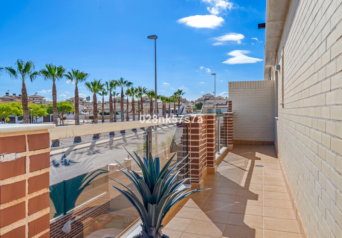 For sale - 3 Bedroom 2 Bathroom Apartment - Duplex in Orihuela - Lomas de Cabo Roig  - Alicante