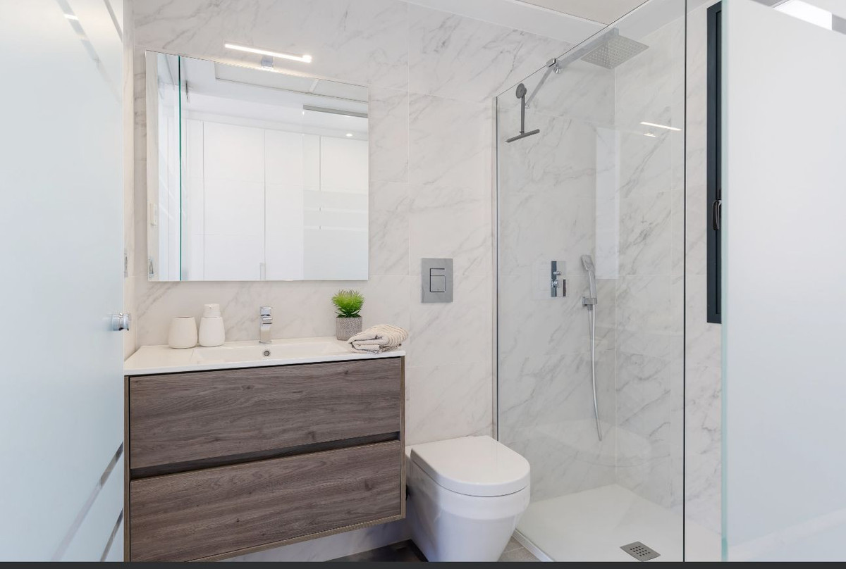 For sale - 3 Bedroom 2 Bathroom Detached Villa in Algorfa - La Finca Golf  - Alicante