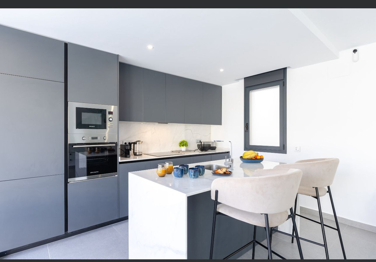 For sale - 3 Bedroom 2 Bathroom Detached Villa in Algorfa - La Finca Golf  - Alicante