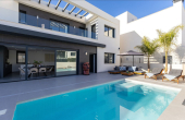 76-R5152219/71958, 3 Bedroom 2 Bathroom Detached Villa in Algorfa