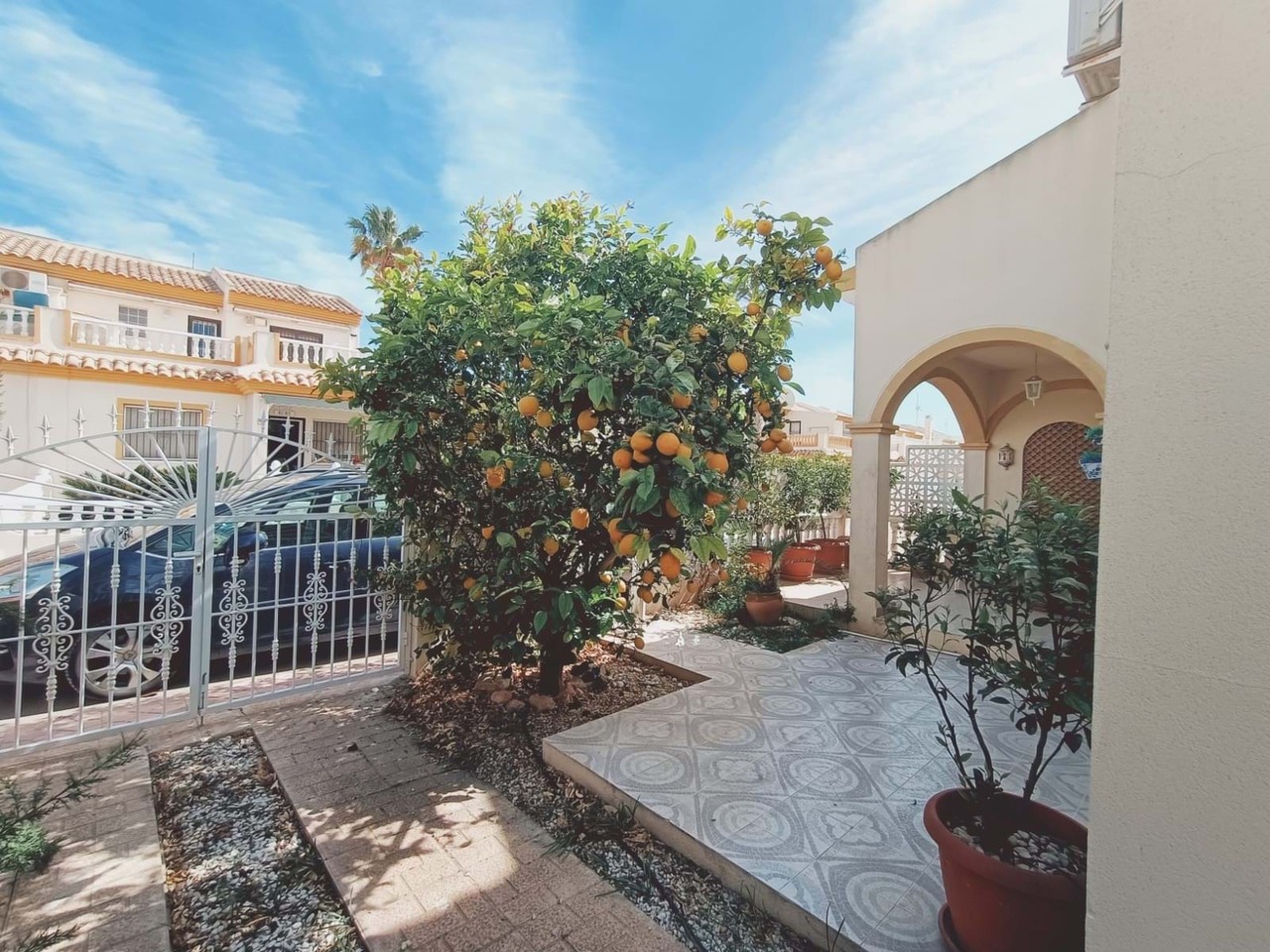 For sale - 3 Bedroom 2 Bathroom Quad Villa in Playa Flamenca - Costa Blanca  - Alicante
