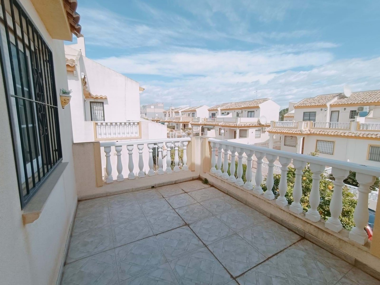 For sale - 3 Bedroom 2 Bathroom Quad Villa in Playa Flamenca - Costa Blanca  - Alicante