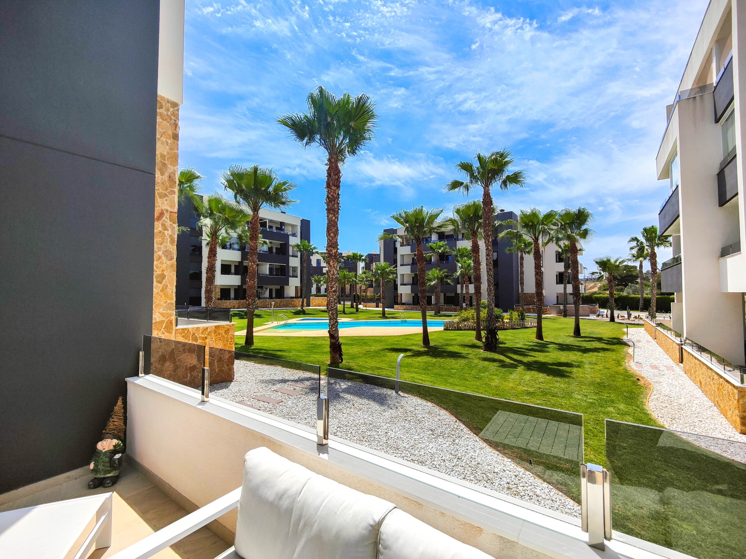 For sale - 2 Bedroom 2 Bathroom Apartment in Orihuela Costa - Costa Blanca  - Alicante