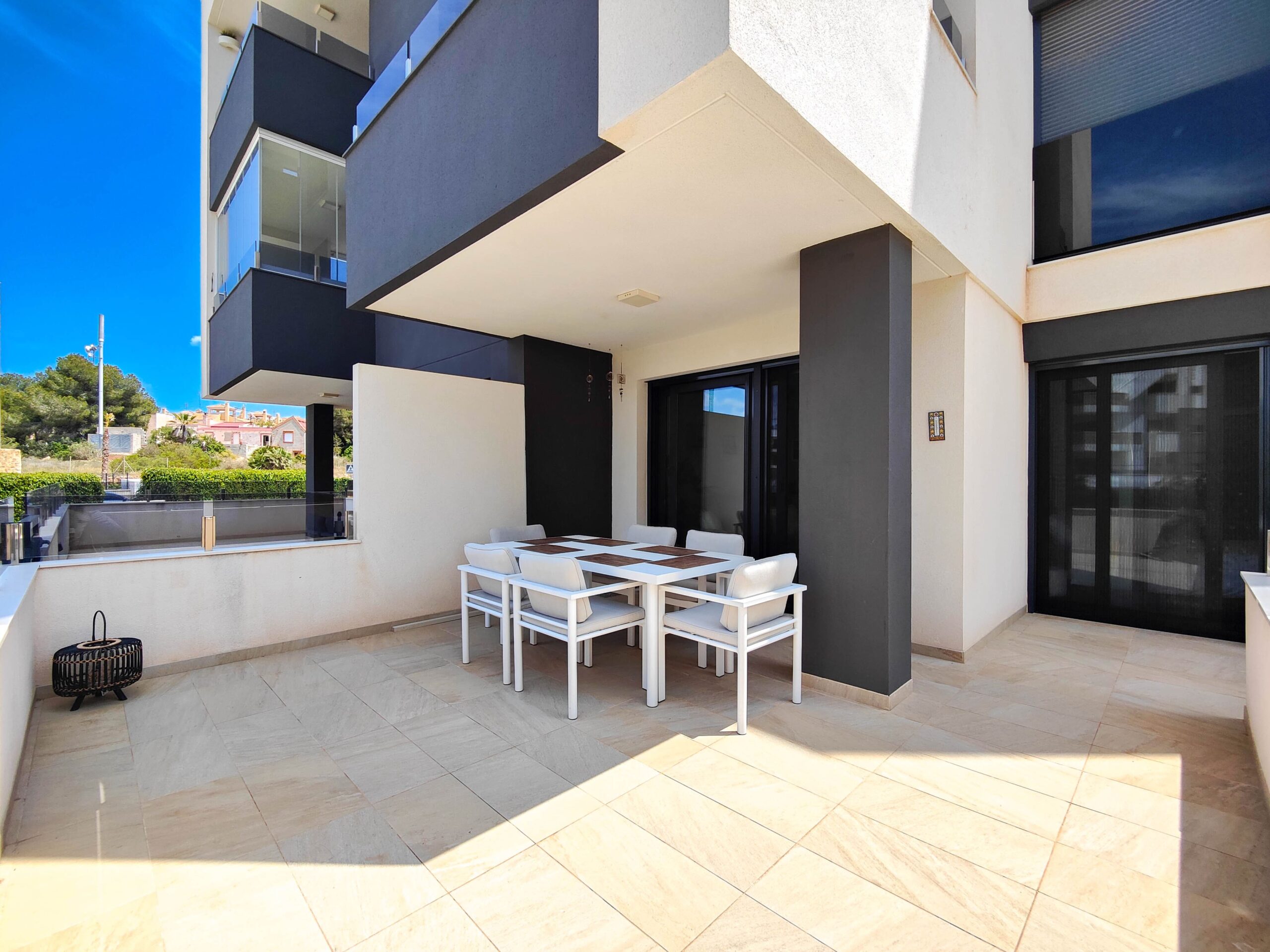 For sale - 2 Bedroom 2 Bathroom Apartment in Orihuela Costa - Costa Blanca  - Alicante