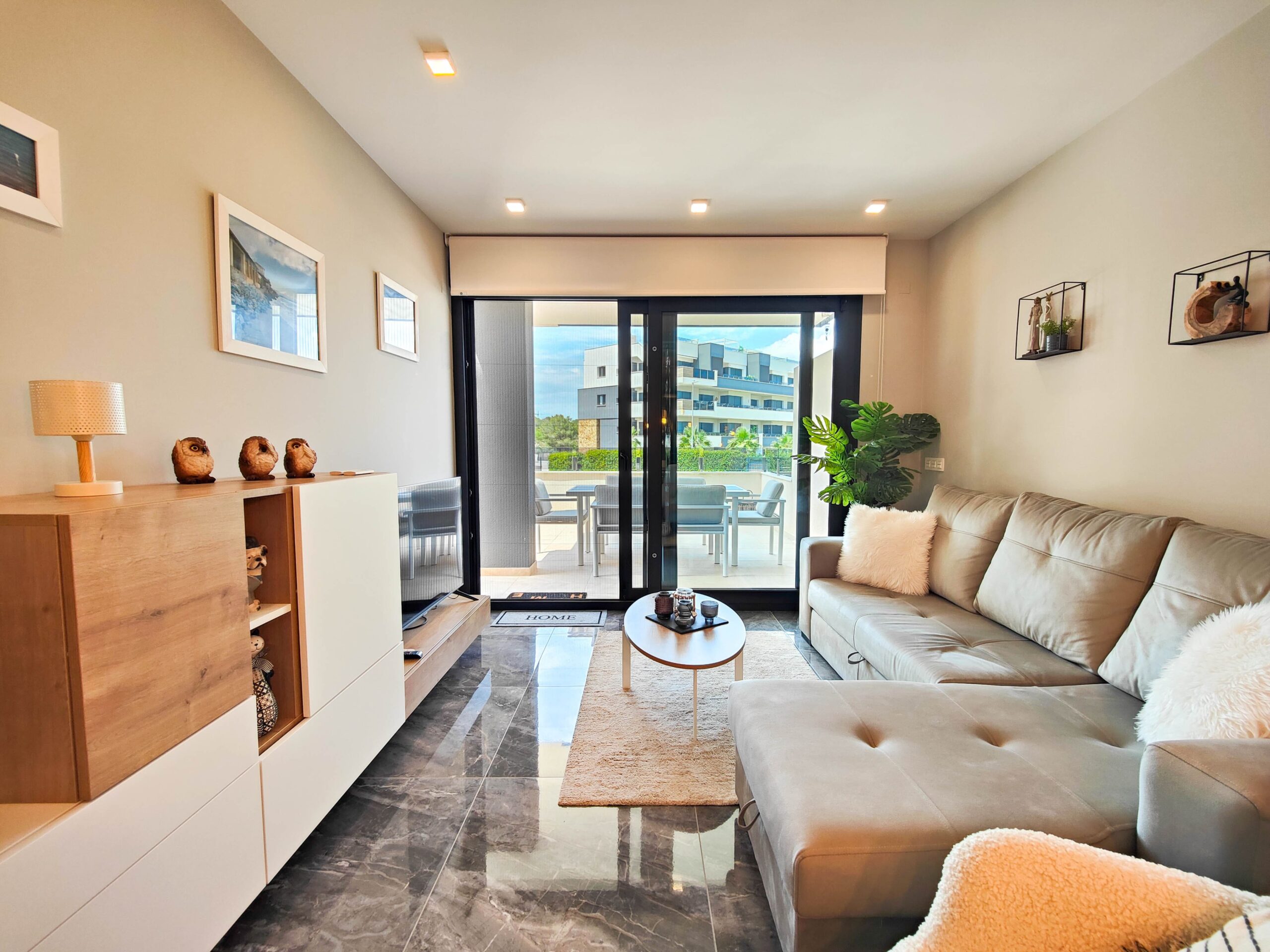 For sale - 2 Bedroom 2 Bathroom Apartment in Orihuela Costa - Costa Blanca  - Alicante