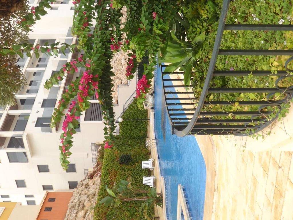 For sale - 3 Bedroom 2 Bathroom Apartment in Orihuela Costa - Altos De Campoamor  - Alicante