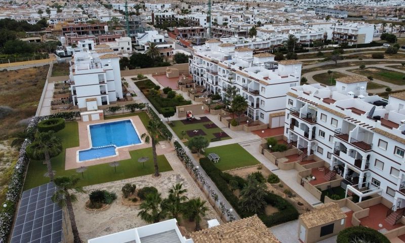 For sale - 2 Bedroom 2 Bathroom Apartment in Orihuela Costa - Costa Blanca  - Alicante