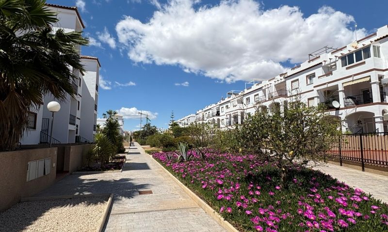 For sale - 2 Bedroom 2 Bathroom Apartment in Orihuela Costa - Costa Blanca  - Alicante
