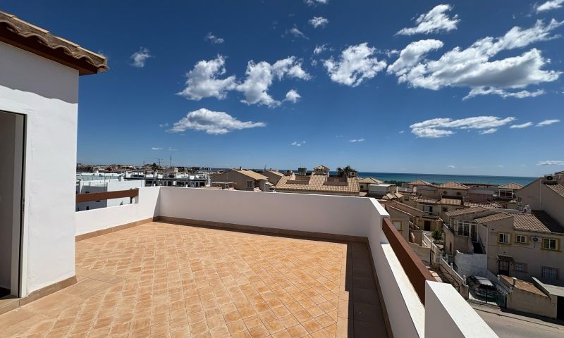 For sale - 2 Bedroom 2 Bathroom Apartment in Orihuela Costa - Costa Blanca  - Alicante