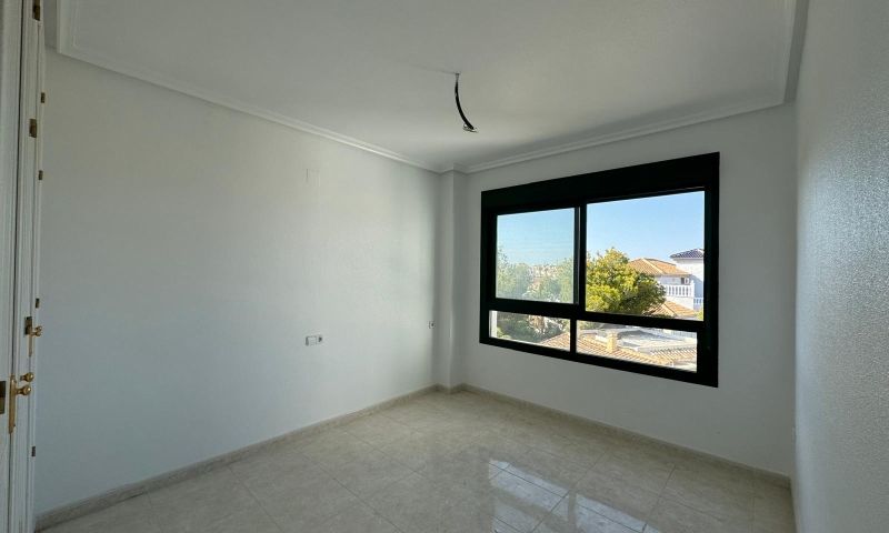 For sale - 2 Bedroom 2 Bathroom Apartment in Orihuela Costa - Costa Blanca  - Alicante