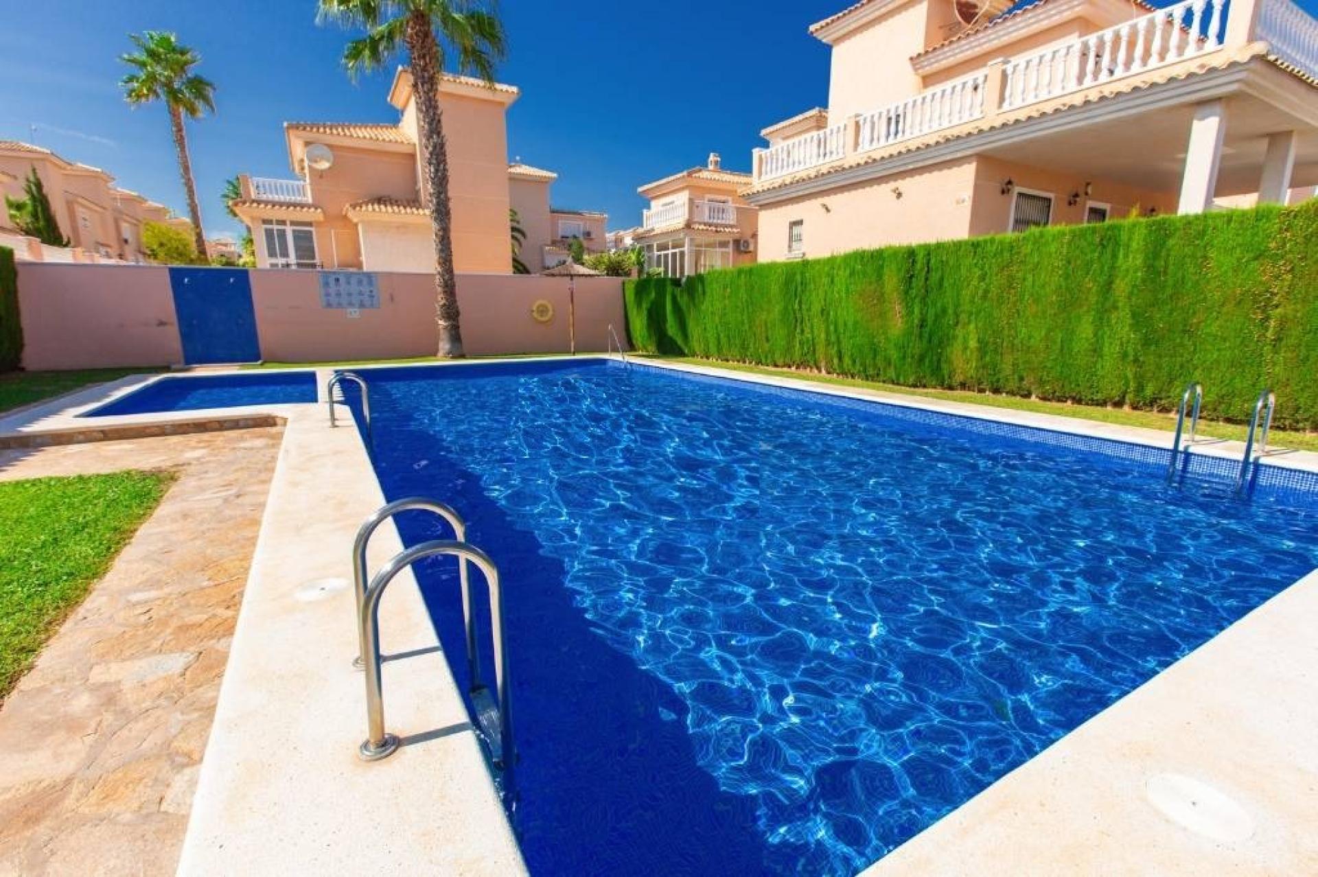 For sale - 2 Bedroom 2 Bathroom Town House in Los Altos - Costa Blanca  - Alicante