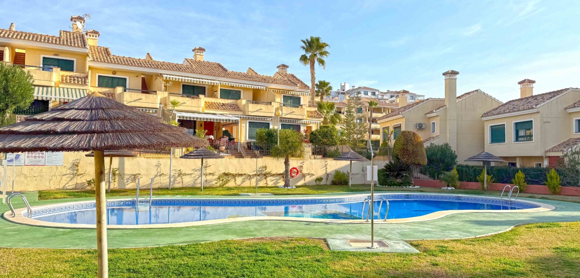 For sale - 2 Bedroom 2 Bathroom Apartment in Orihuela Costa - Costa Blanca  - Alicante