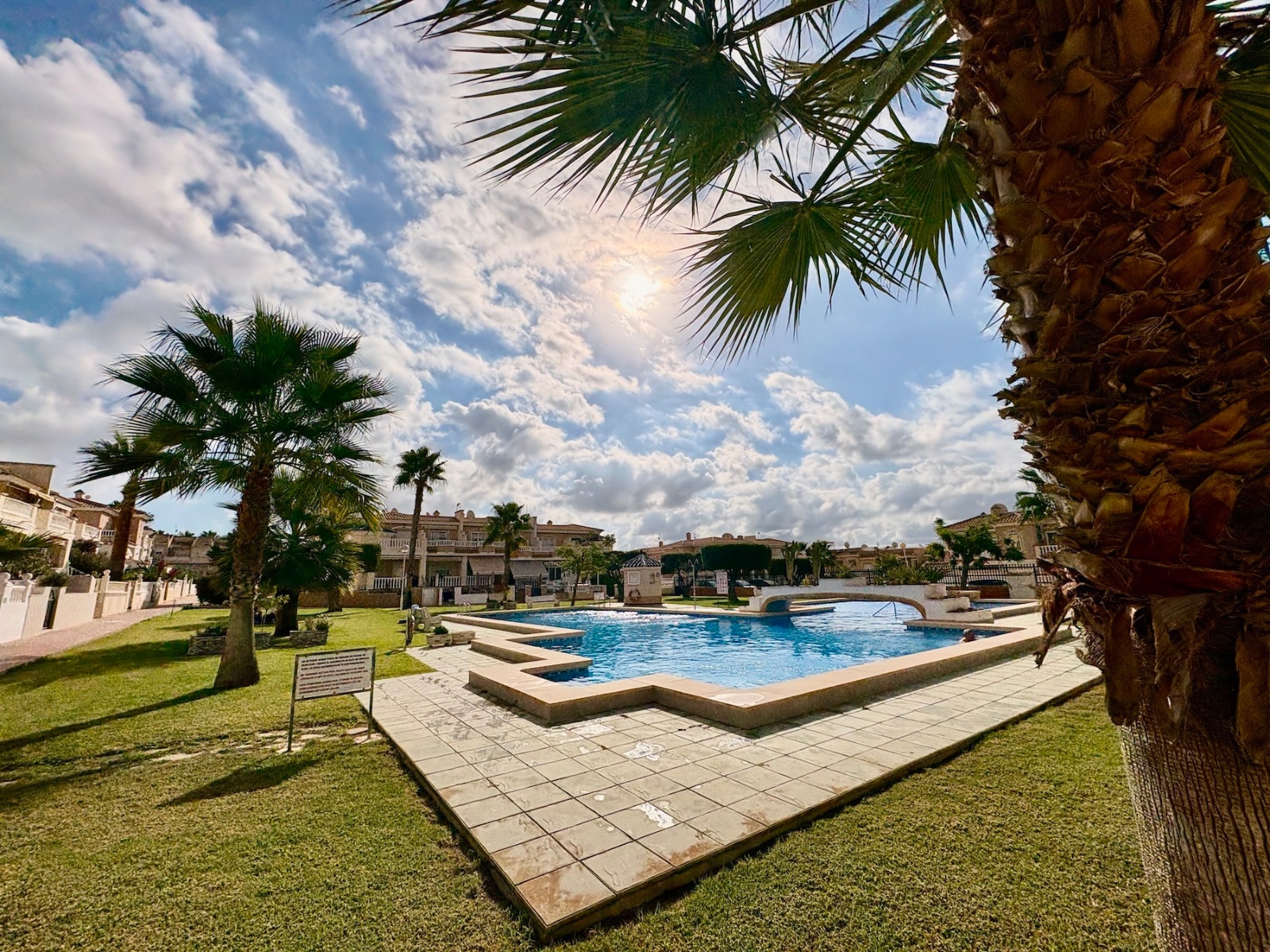 For sale - 3 Bedroom 2 Bathroom Town House in Rojales - Inland  - Alicante