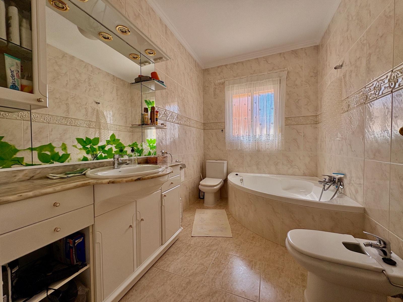 For sale - 3 Bedroom 2 Bathroom Town House in Rojales - Inland  - Alicante