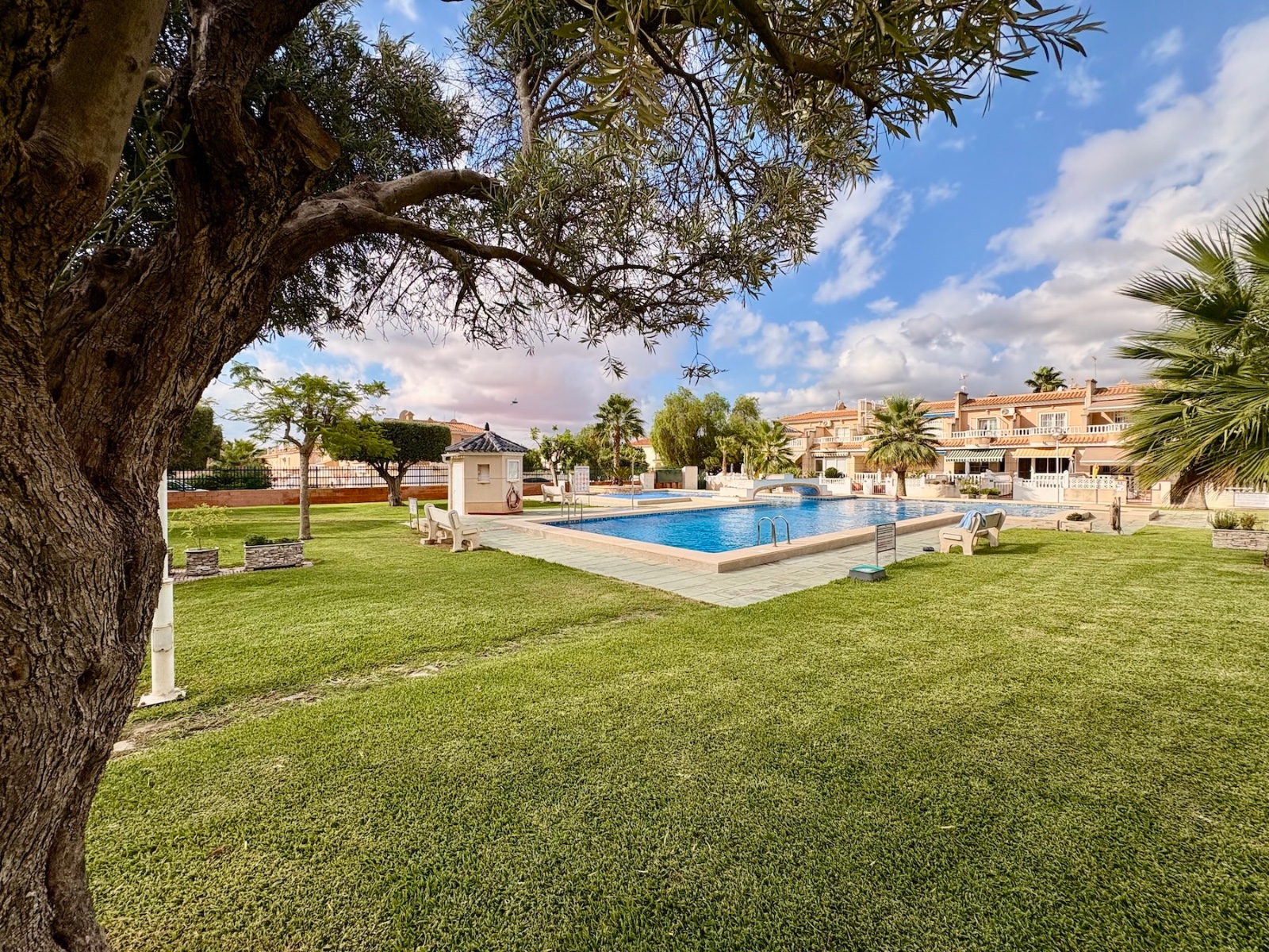 For sale - 3 Bedroom 2 Bathroom Town House in Rojales - Inland  - Alicante