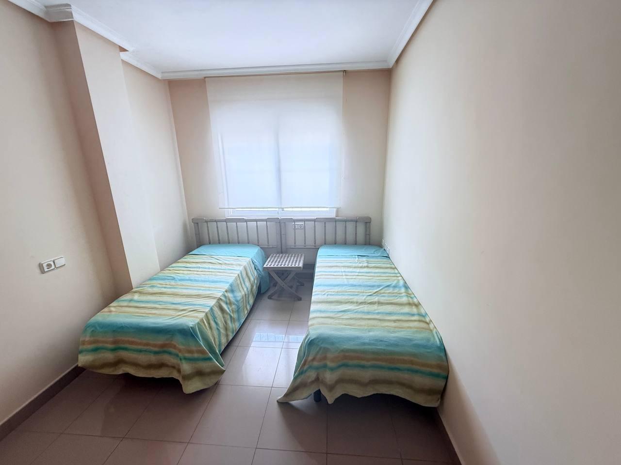 For sale - 4 Bedroom 3 Bathroom Apartment in Orihuela Costa - Lomas De Cabo Roig  - Alicante