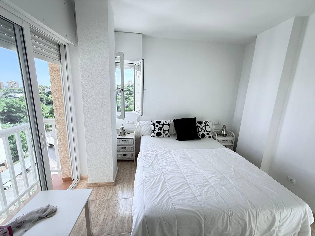 For sale - 3 Bedroom 2 Bathroom Apartment in Orihuela Costa - Campoamor  - Alicante