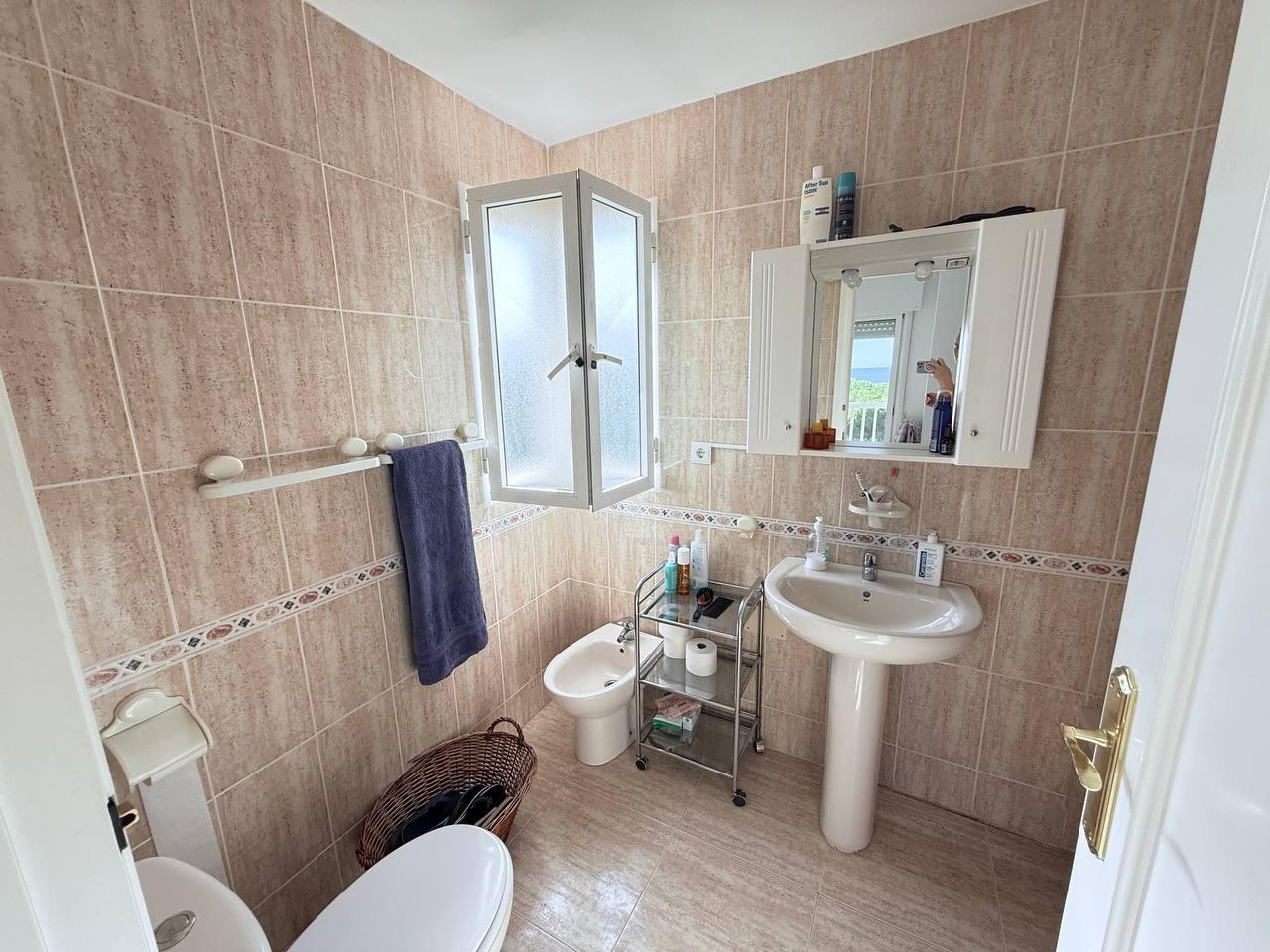 For sale - 3 Bedroom 2 Bathroom Apartment in Orihuela Costa - Campoamor  - Alicante