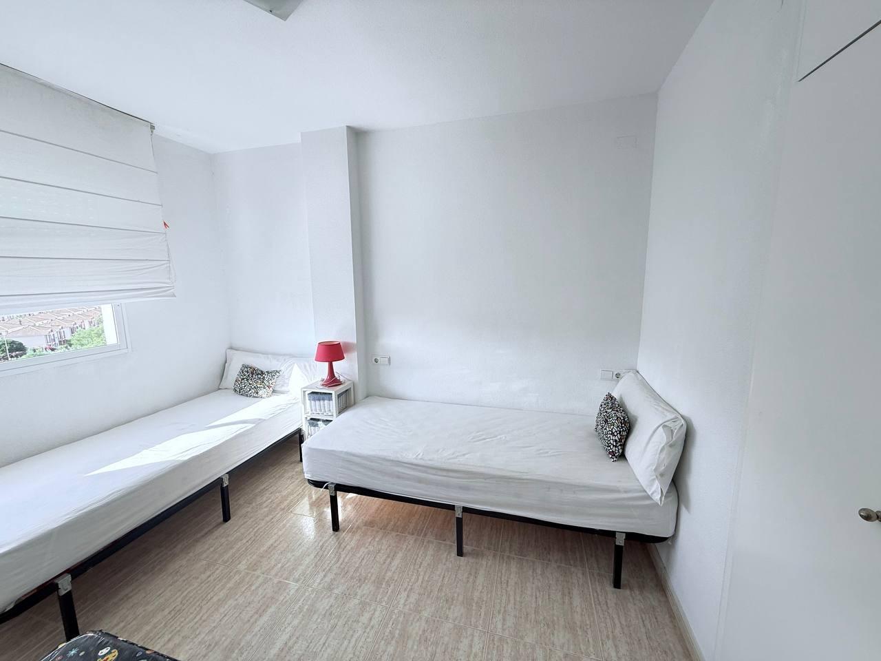 For sale - 3 Bedroom 2 Bathroom Apartment in Orihuela Costa - Campoamor  - Alicante